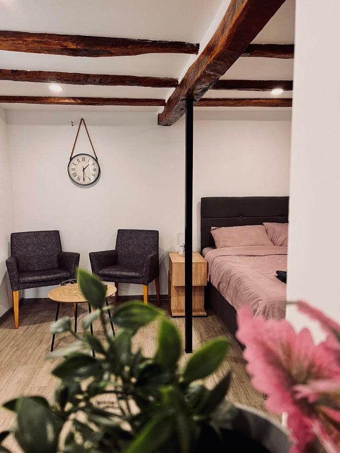 Stone House Central Belgrade Studio Esterno foto